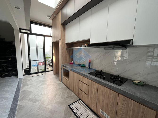 Alderwood 9