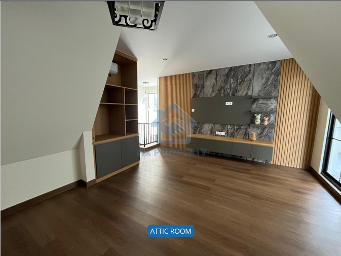Alderwood 18